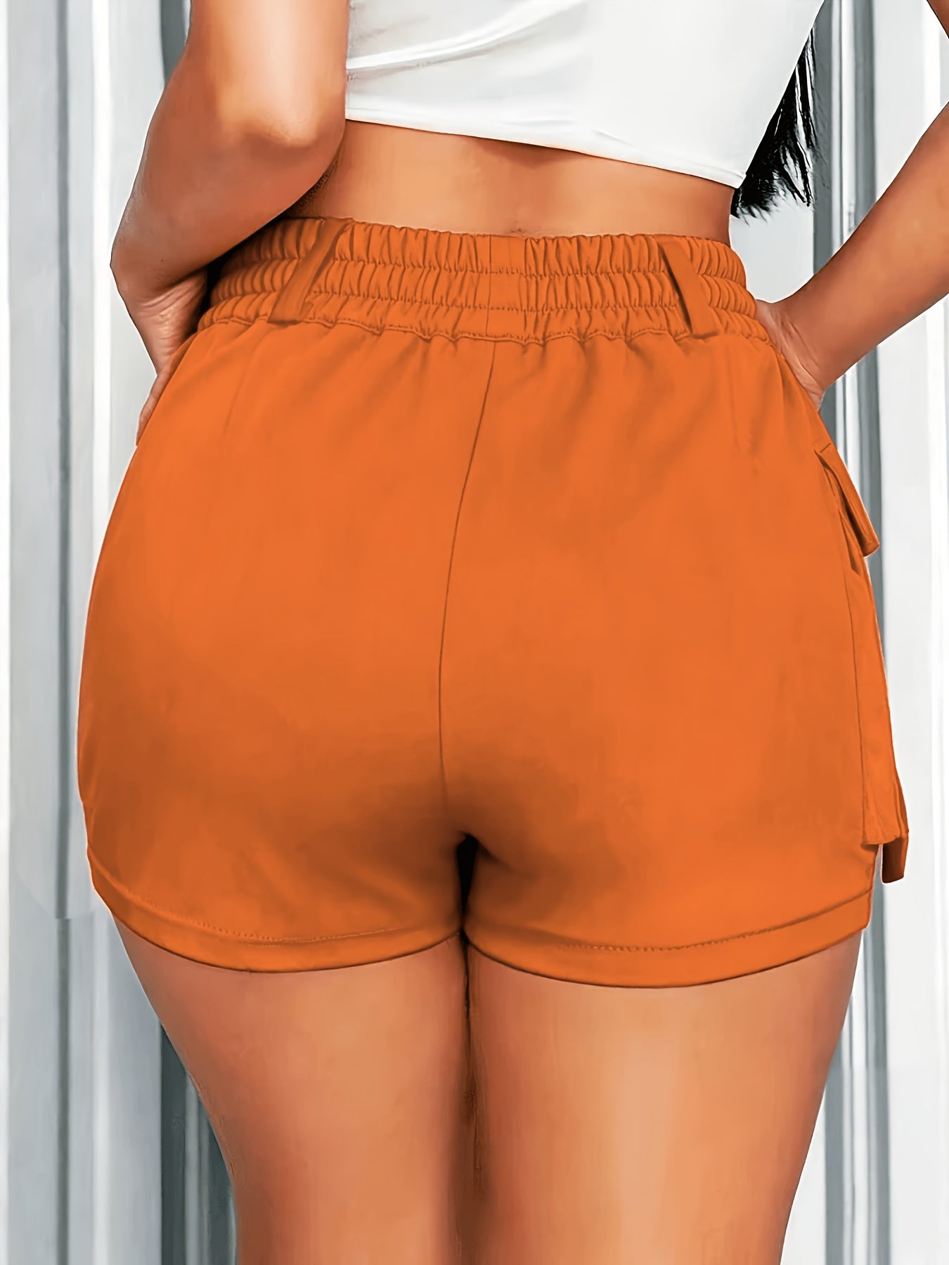 Multi Pockets &Metal Ring Detail Shorts