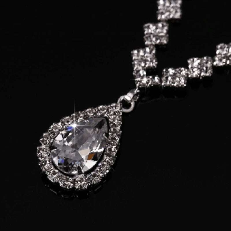 two-Piece Rhinestone Zircon Angel Tear Drop Necklace Earrings