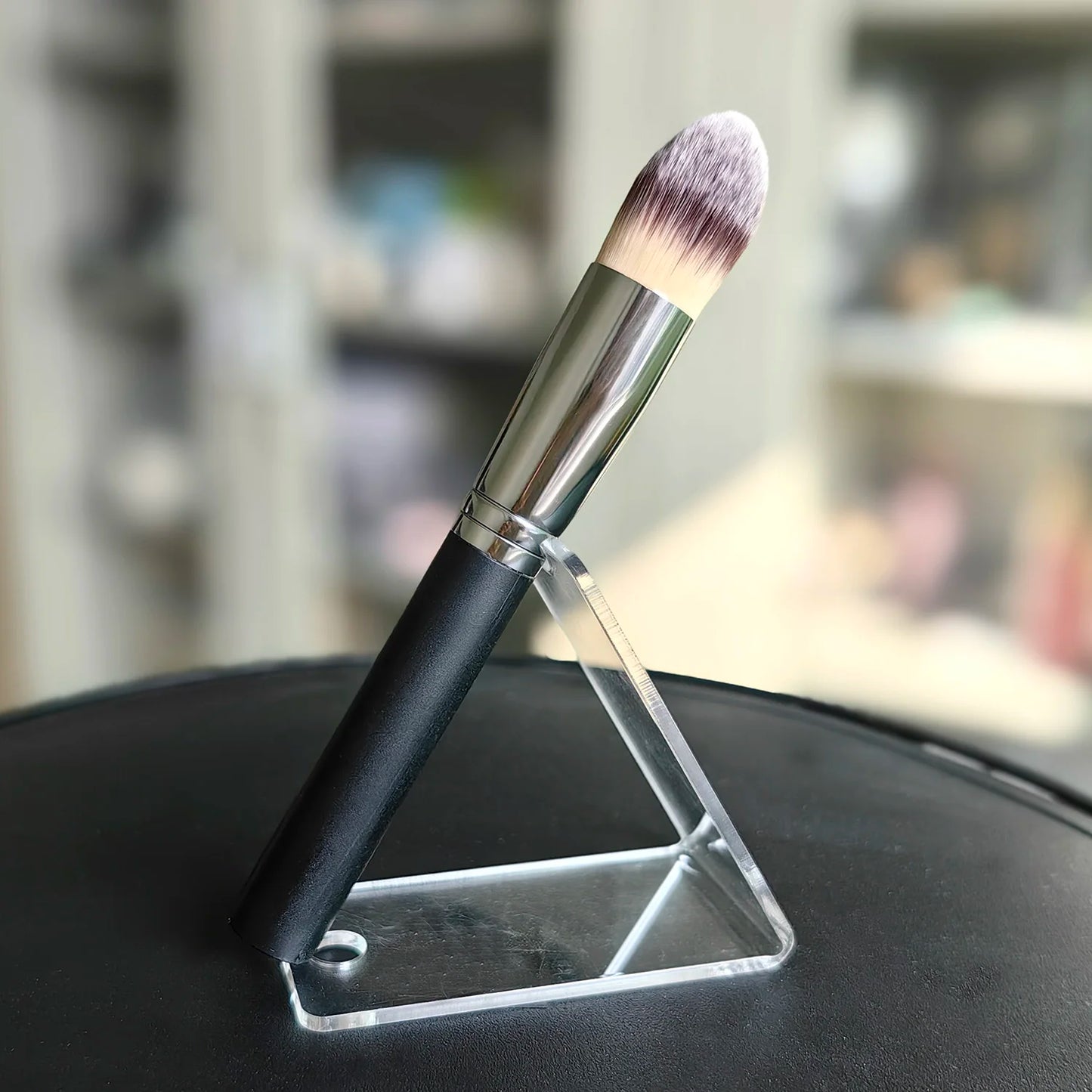 Synthetic Pointed Foundation Brush Large Tapered Contour Kabuki Brush Precise Face Make Up Beauty Tools