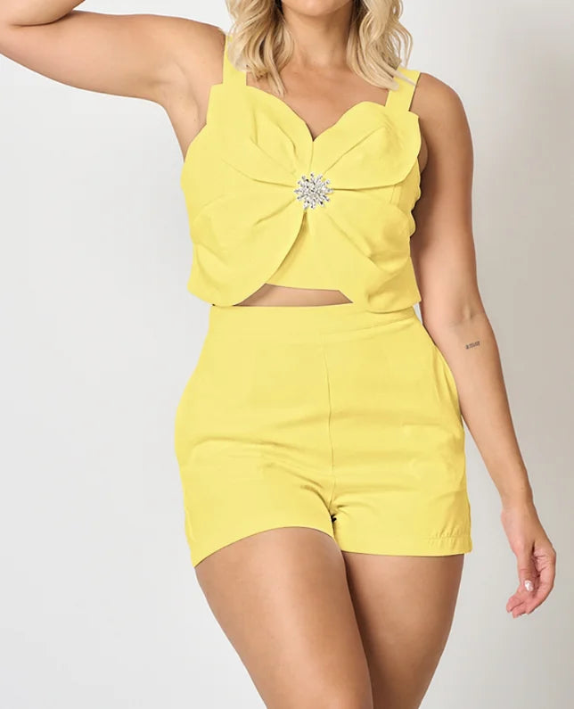 Summer Women's Elegant and Casual 2-Piece Set with Shoulder Strap, Crop Top and Casual Pocket Design Shorts Set
