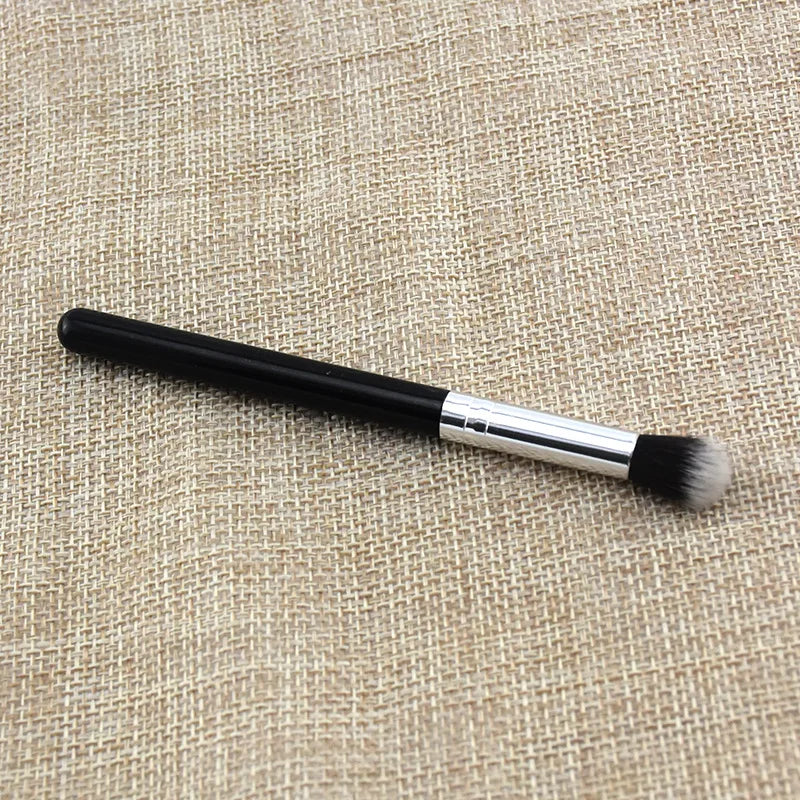 2/5 Pcs Professional Makeup Brushes Nose Shadow Brush Highlighting Brush  Beauty Tools San Remo