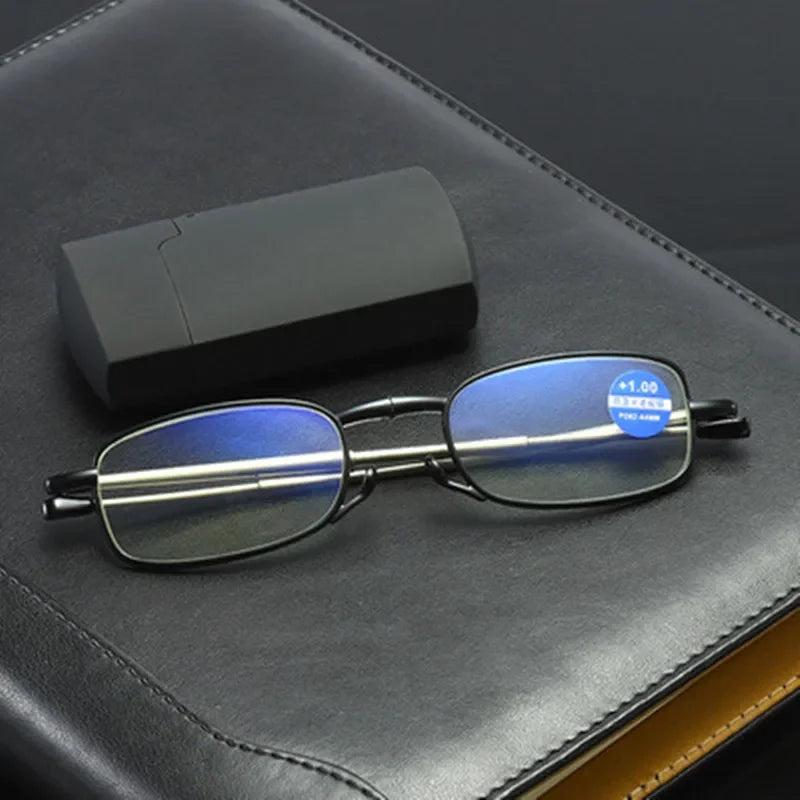 2022 Folding Portable Reading Glasses with Case Unisex Retro Telescopic Rotation Far Sight Presbyopia Men Women Diopter Eyewear San Remo