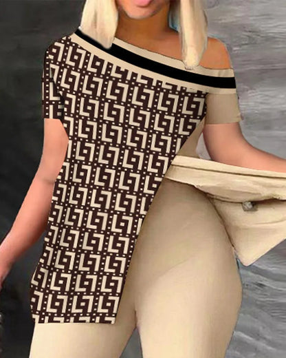 Conjunto de dos piezas para mujer, moda de verano, sexy, con hombros descubiertos, abertura, estampado, manga corta, top ajustado, leggings de cintura alta, pantalones, conjuntos.