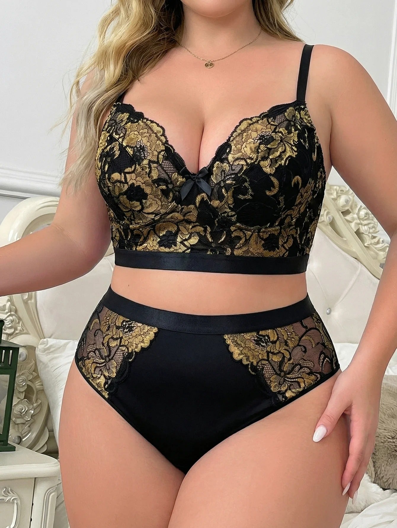 Plus Size Minimizer Lingerie Set
